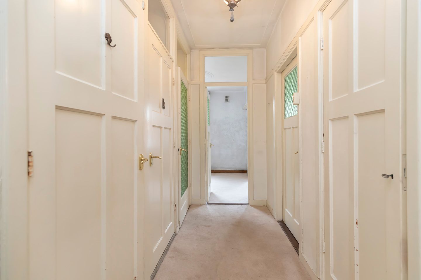 Photo 29 of Uiterwaardenstraat 222-1