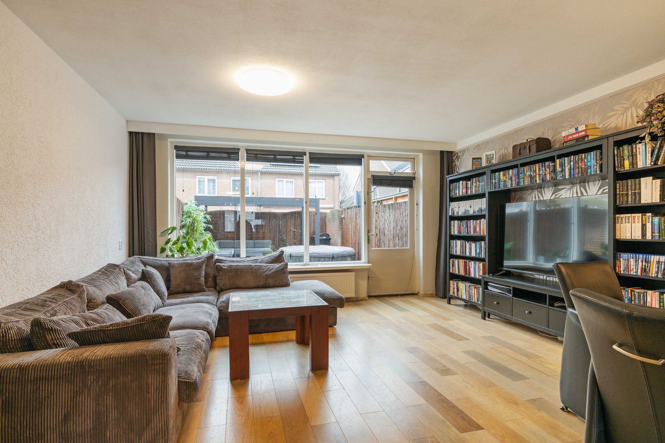 Foto 6 van Marjoleinhof 32