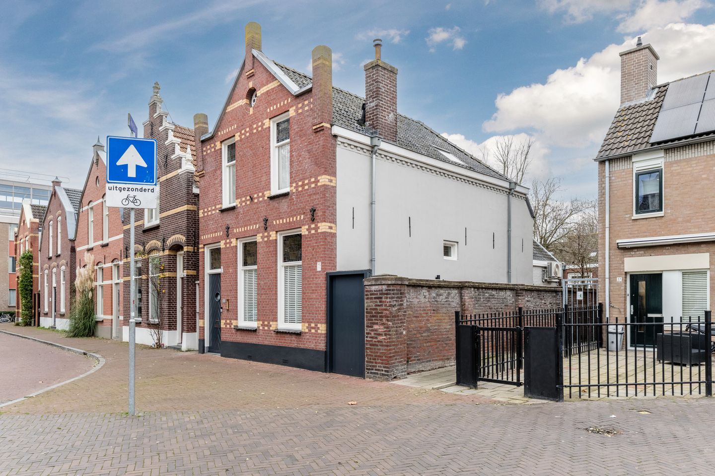 Photo 35 of Houtstraat 2