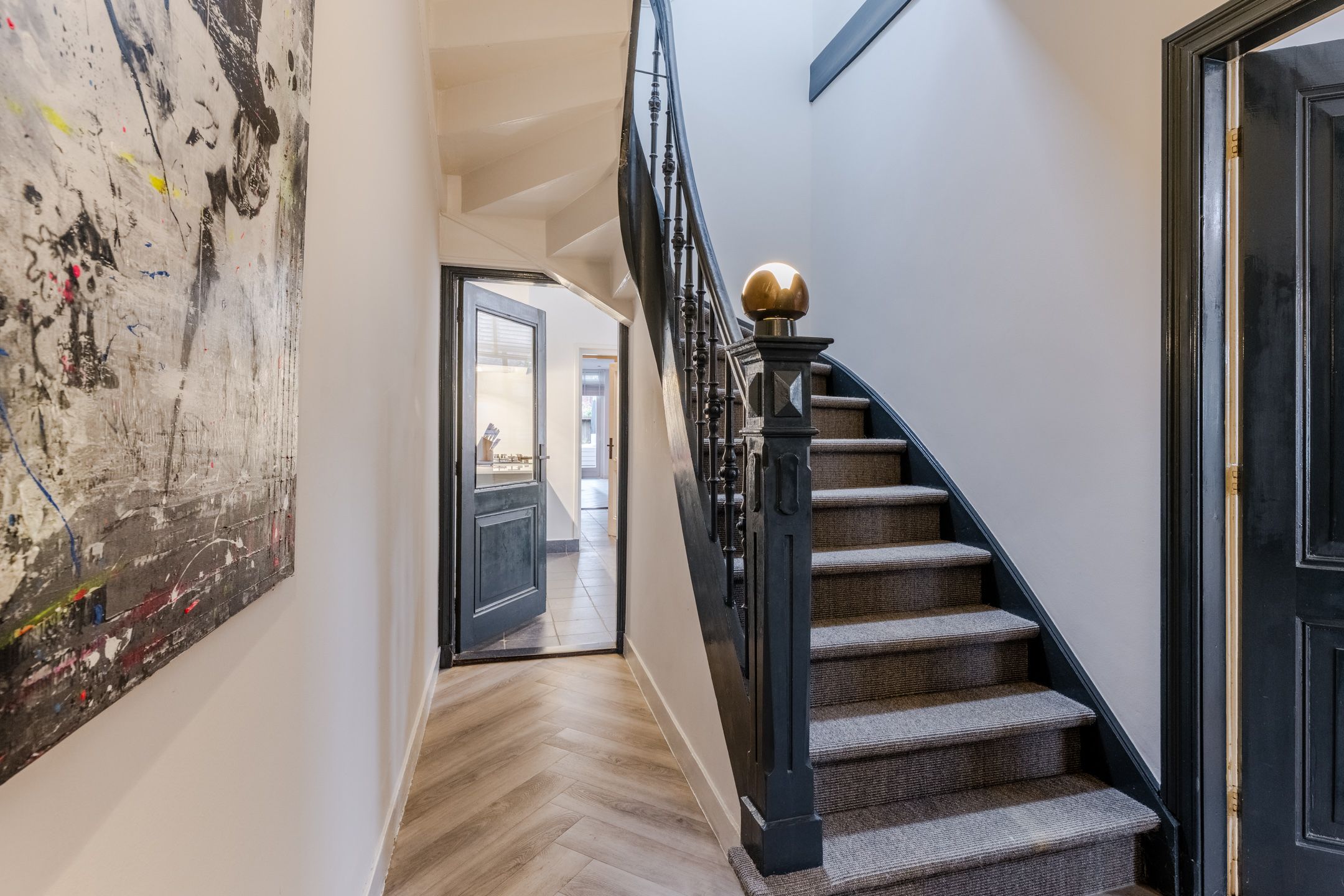 Photo 6 of Houtstraat 2
