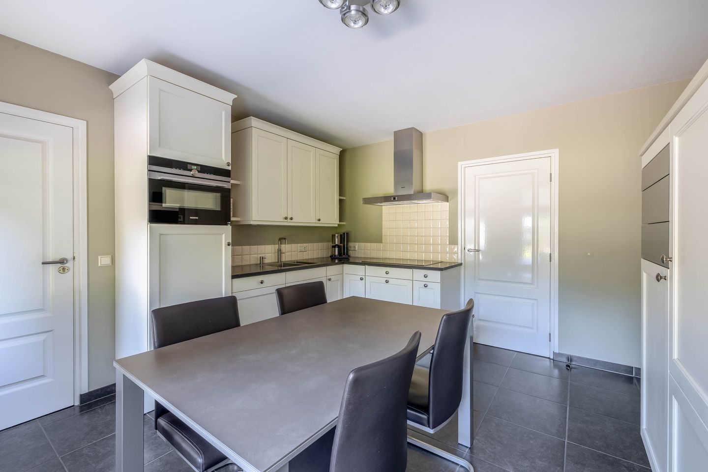 Foto 20 van Dokter Duchateaustraat 25