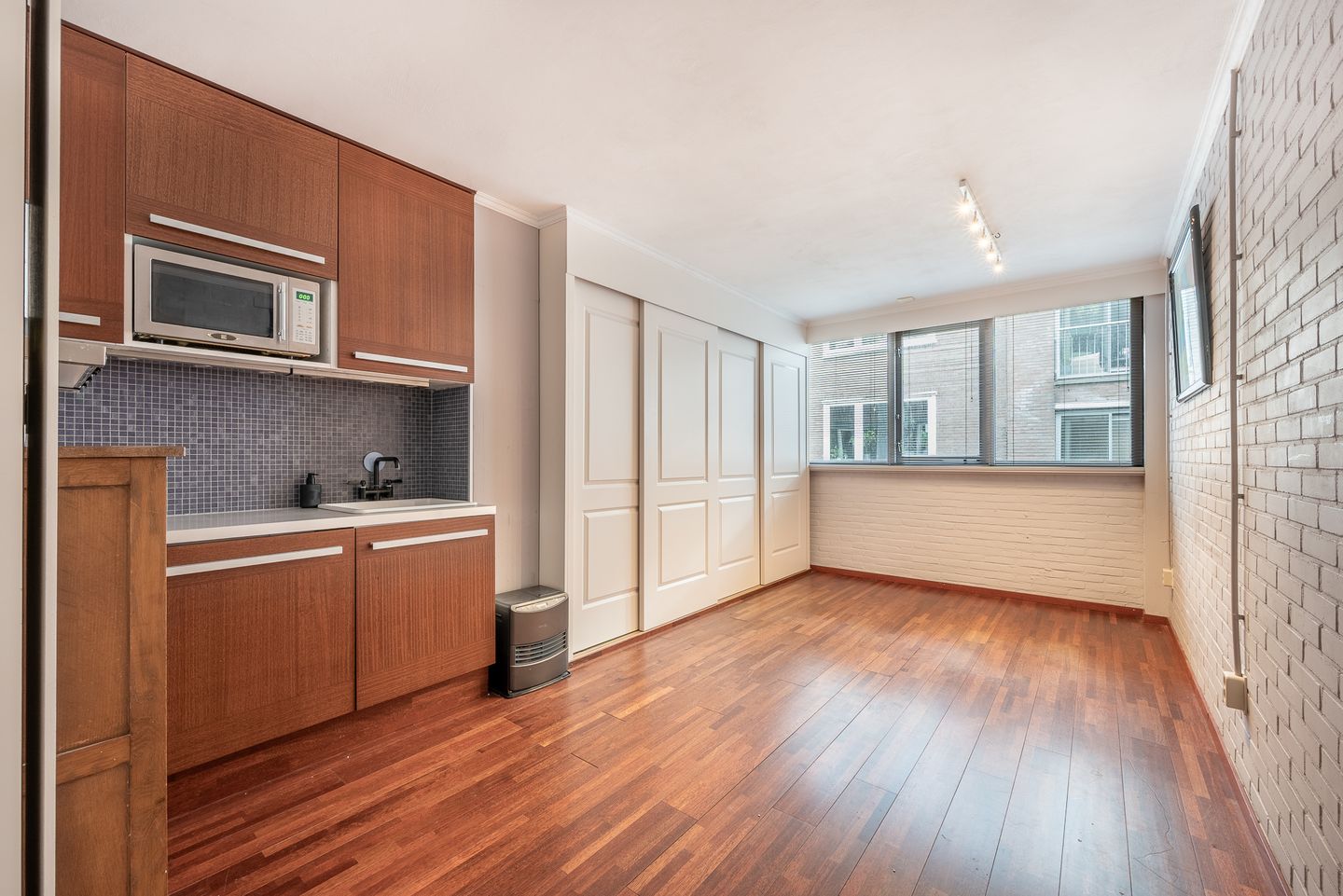 Bekijk foto 1 van Eerste Passeerdersdwarsstraat 80