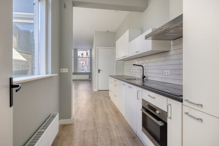 Foto 2 van Hooftstraat 6