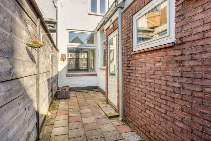 Foto 5 van Hooftstraat 6