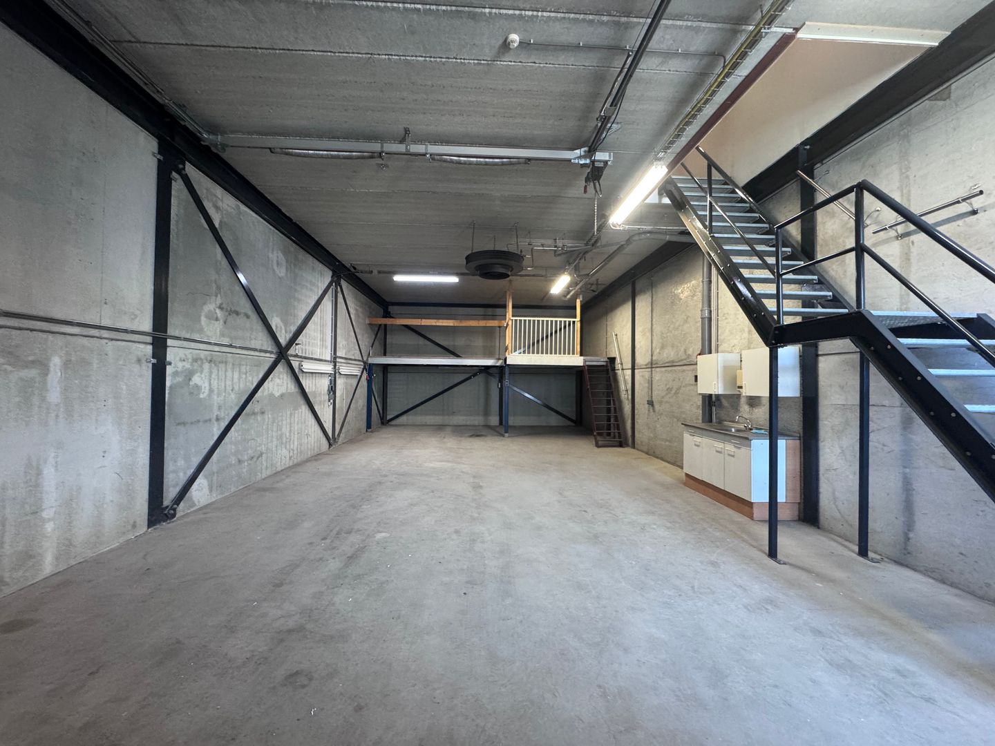 Bekijk foto 3 van Frankeneng 114-K