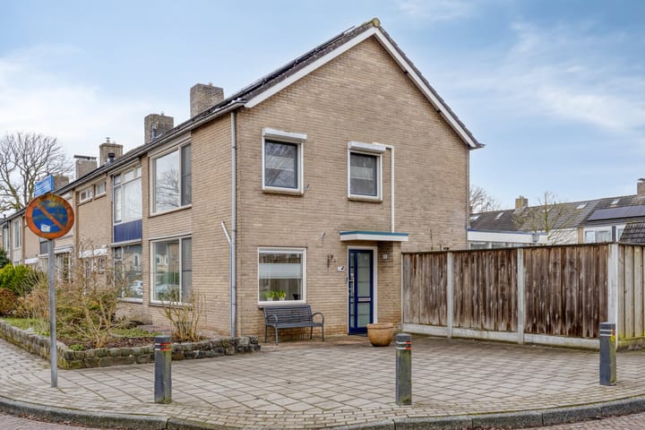 Photo 2 of Réaumurstraat 2