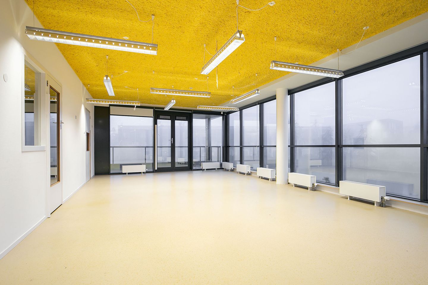 Bekijk foto 2 van Werkerlaan 1-5