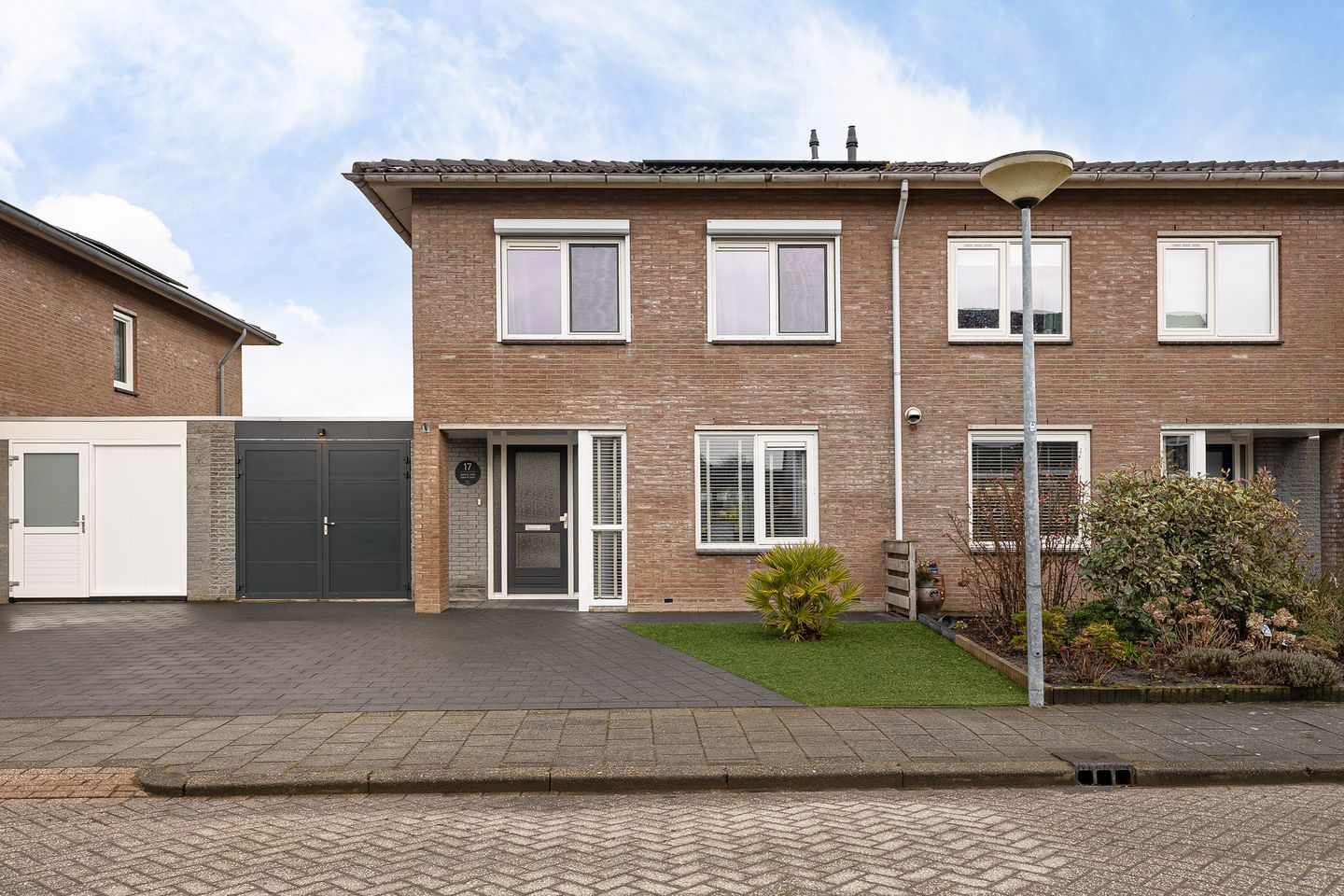 Foto 44 van Korenbloemstraat 17