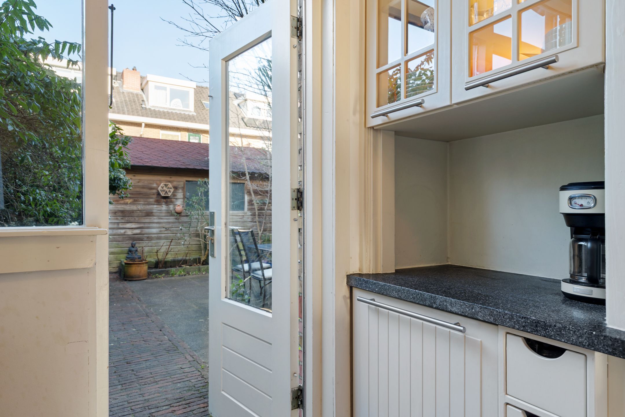 Foto 15 van Brederostraat 95