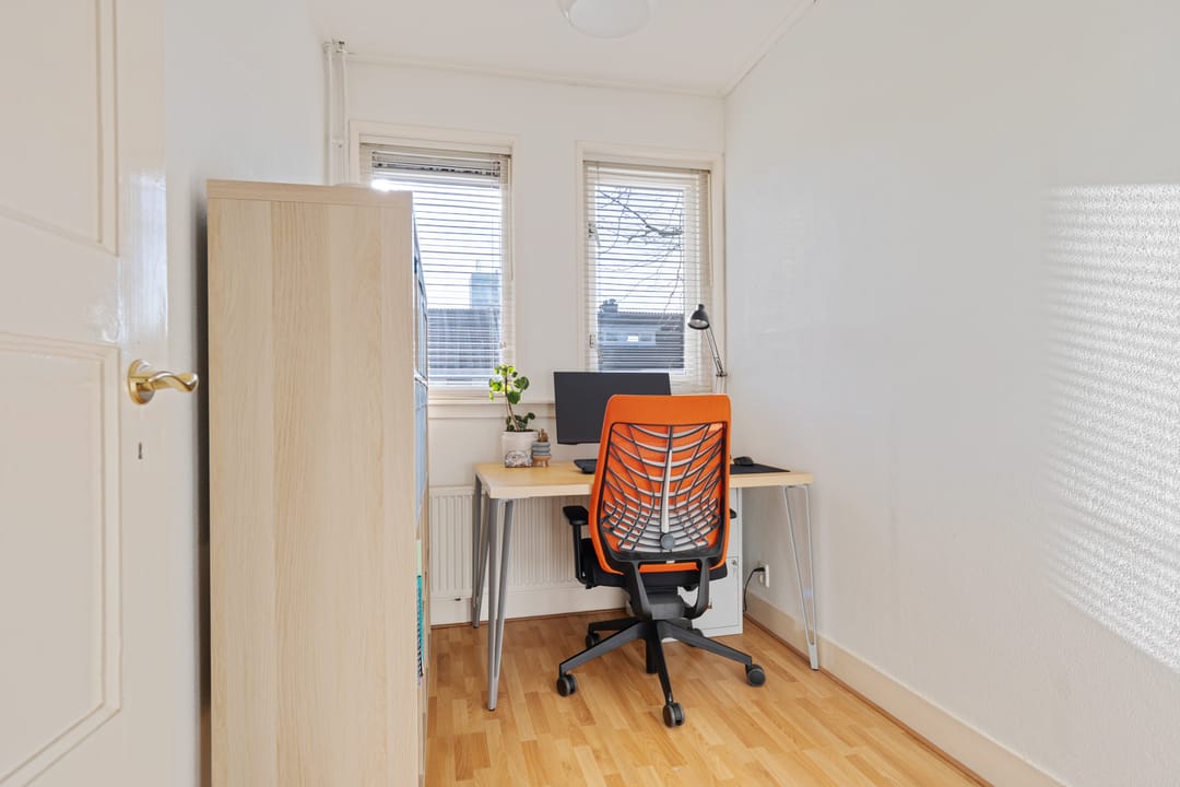 Foto 23 van Brederostraat 95