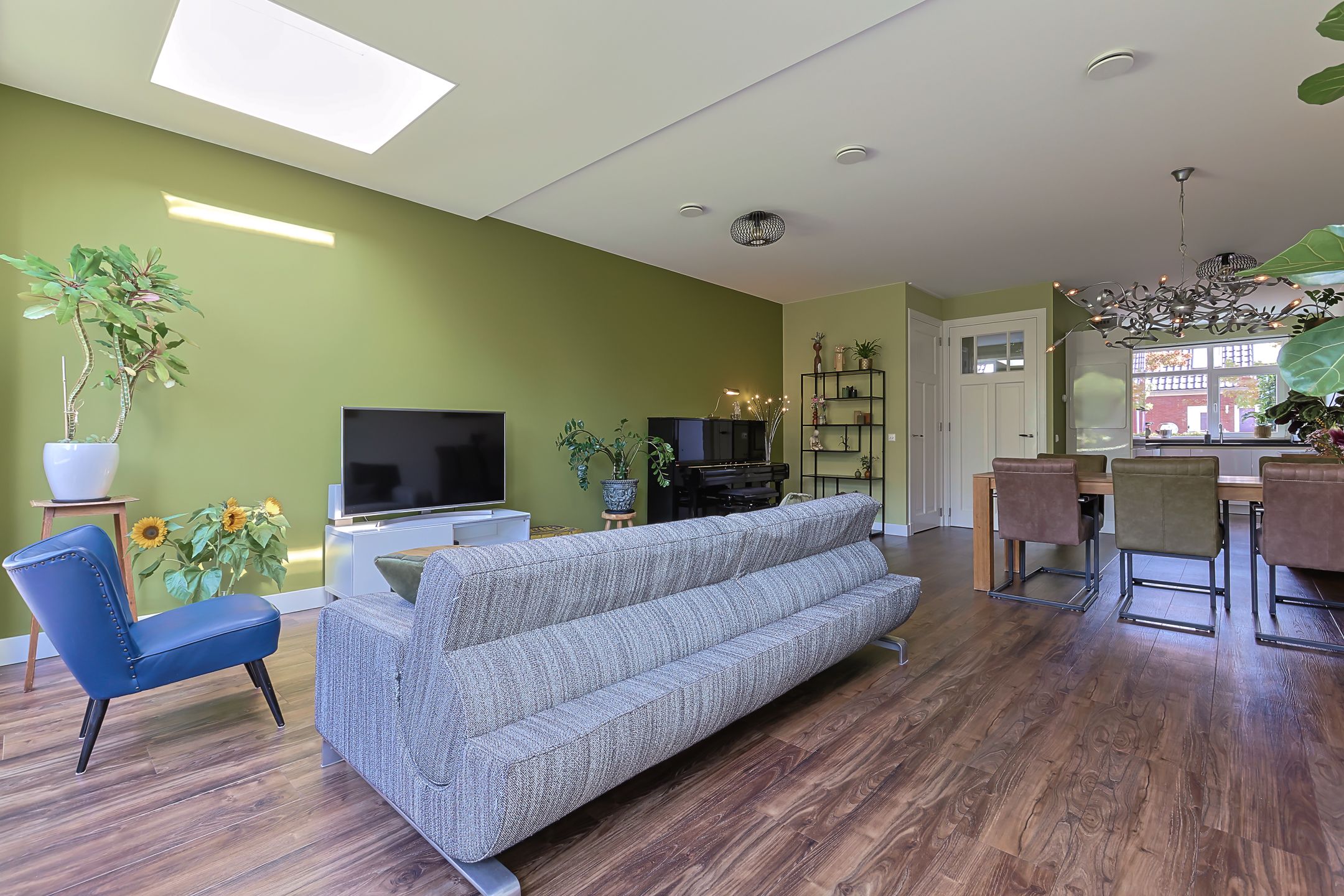 Photo 9 of Wederik 5