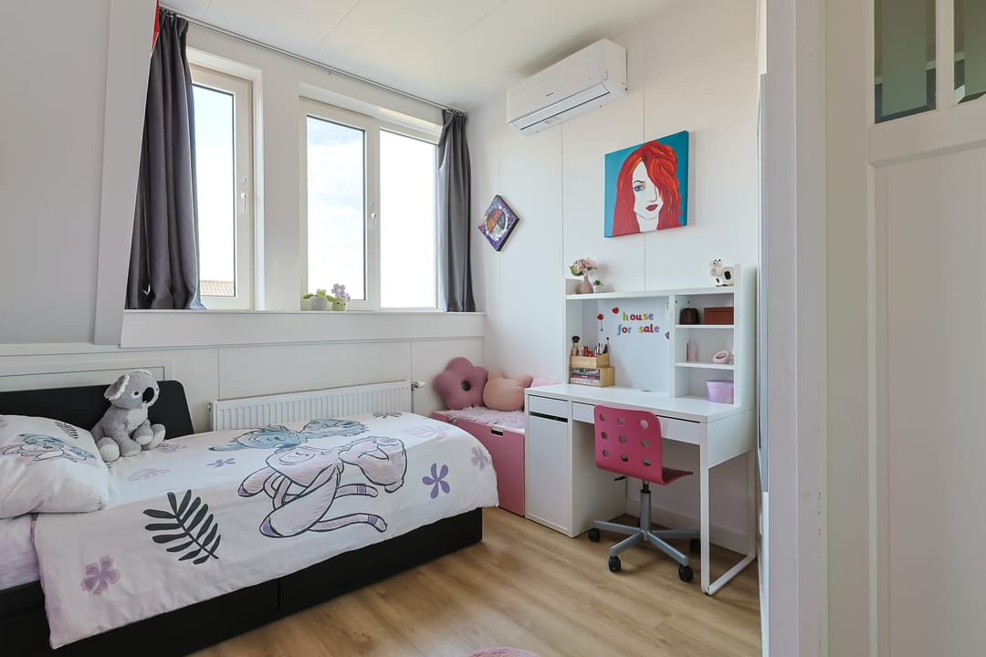 Photo 37 of Wederik 5