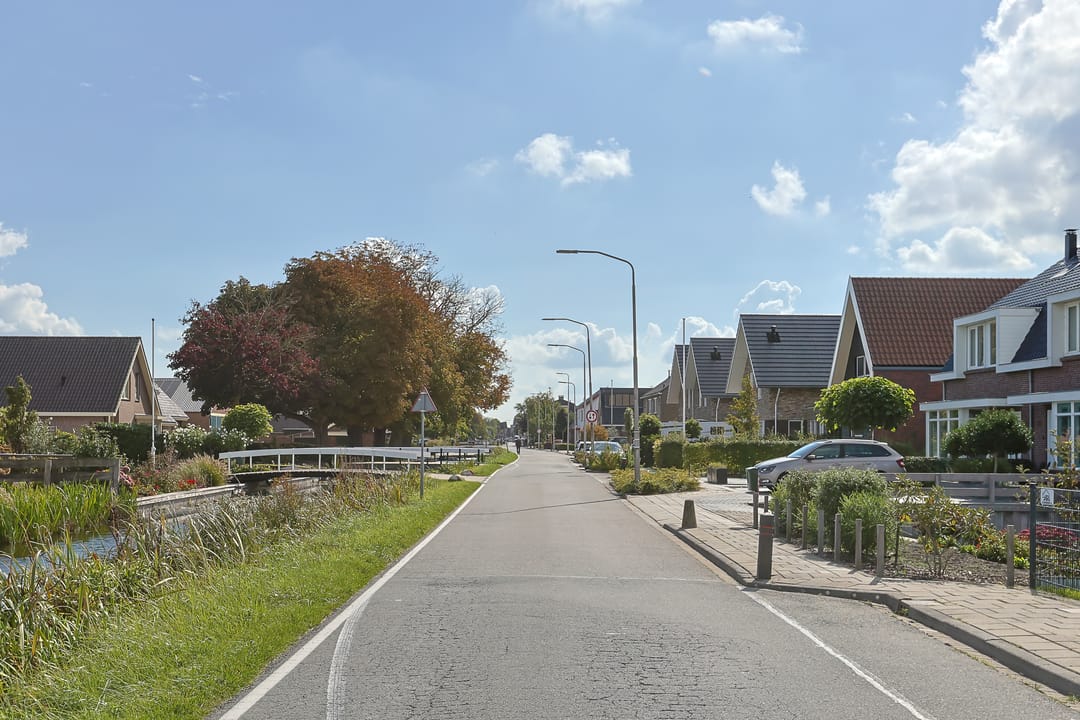 Photo 52 of Wederik 5