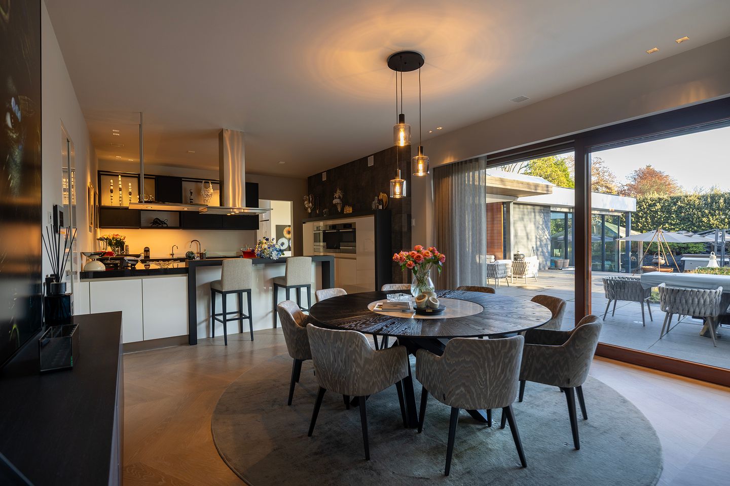 Foto 4 van Larikslaan 1