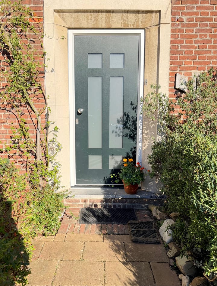 Photo 2 of Schipholstraat 7