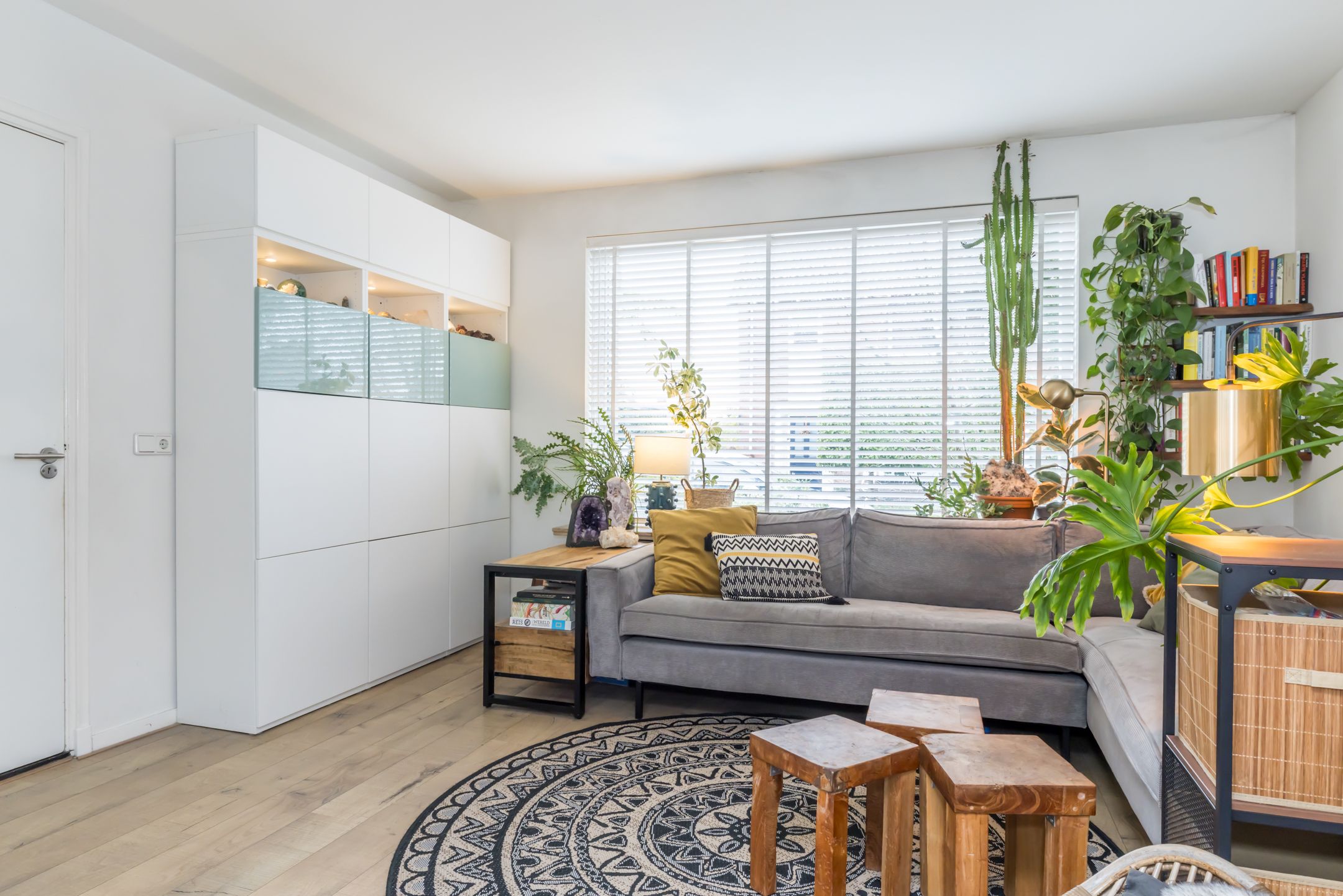 Photo 6 of Schipholstraat 7