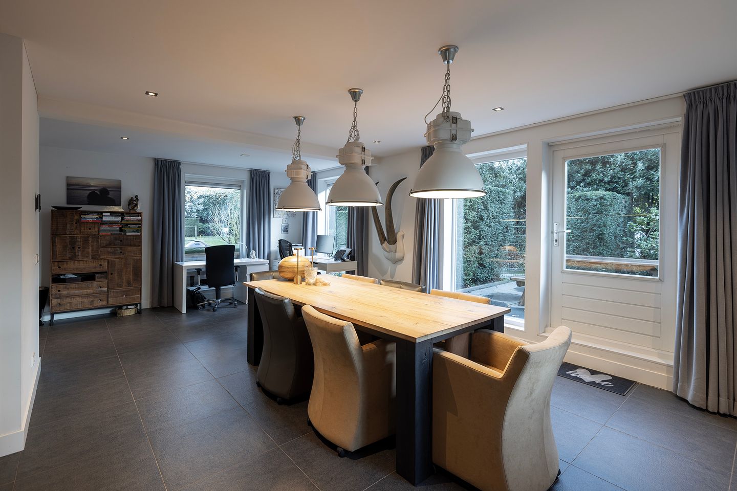 Foto 20 van Larikslaan 1