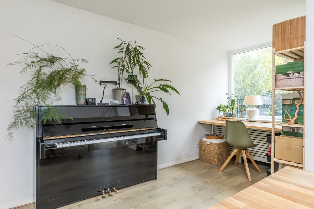 Photo 11 of Schipholstraat 7