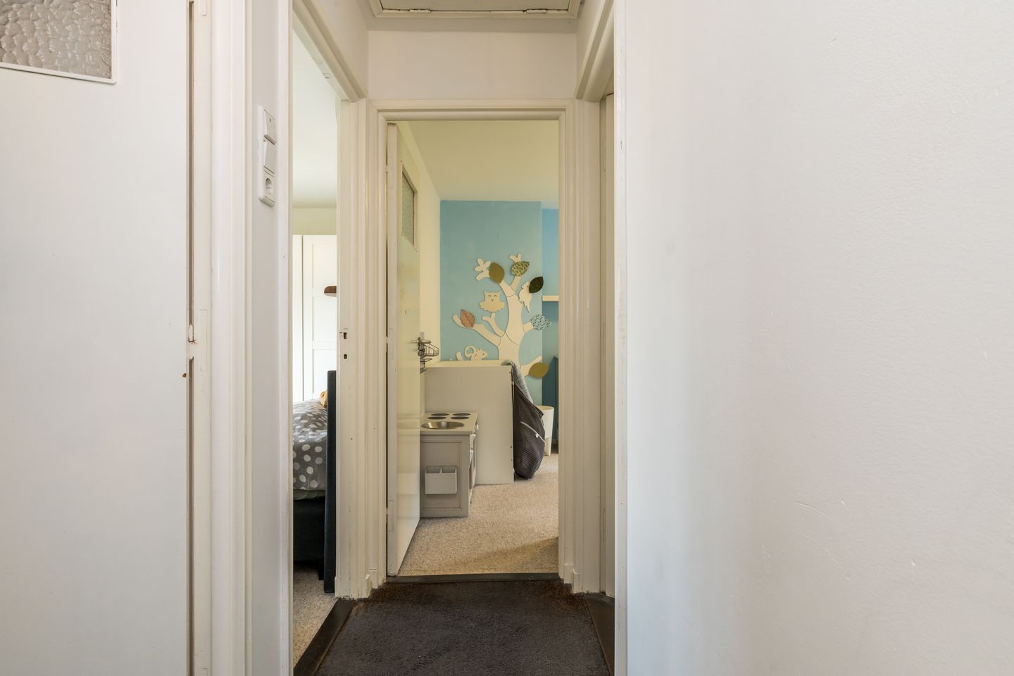 Photo 20 of Schipholstraat 7