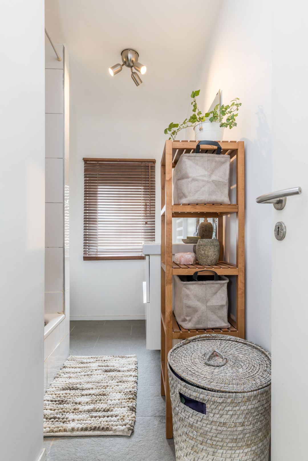 Photo 26 of Schipholstraat 7