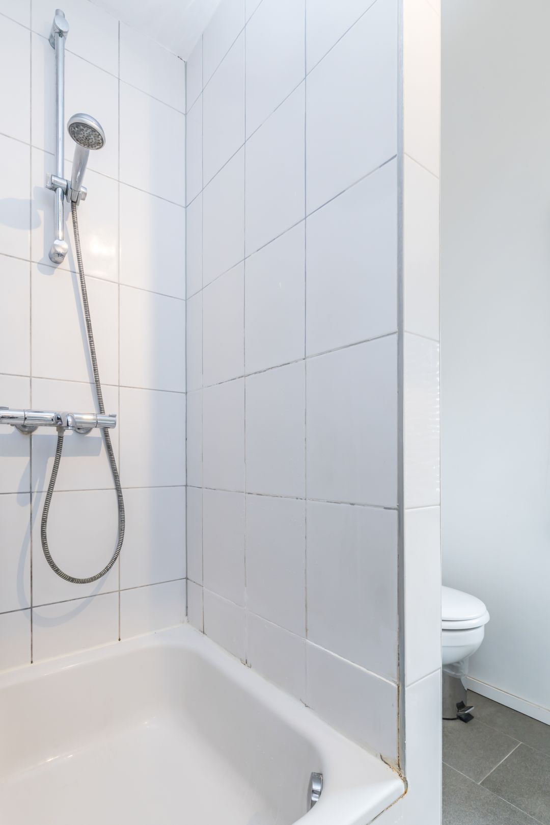 Photo 28 of Schipholstraat 7