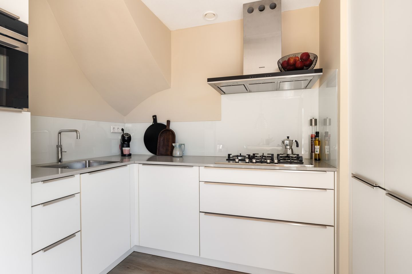 Photo 14 of Poterne 8