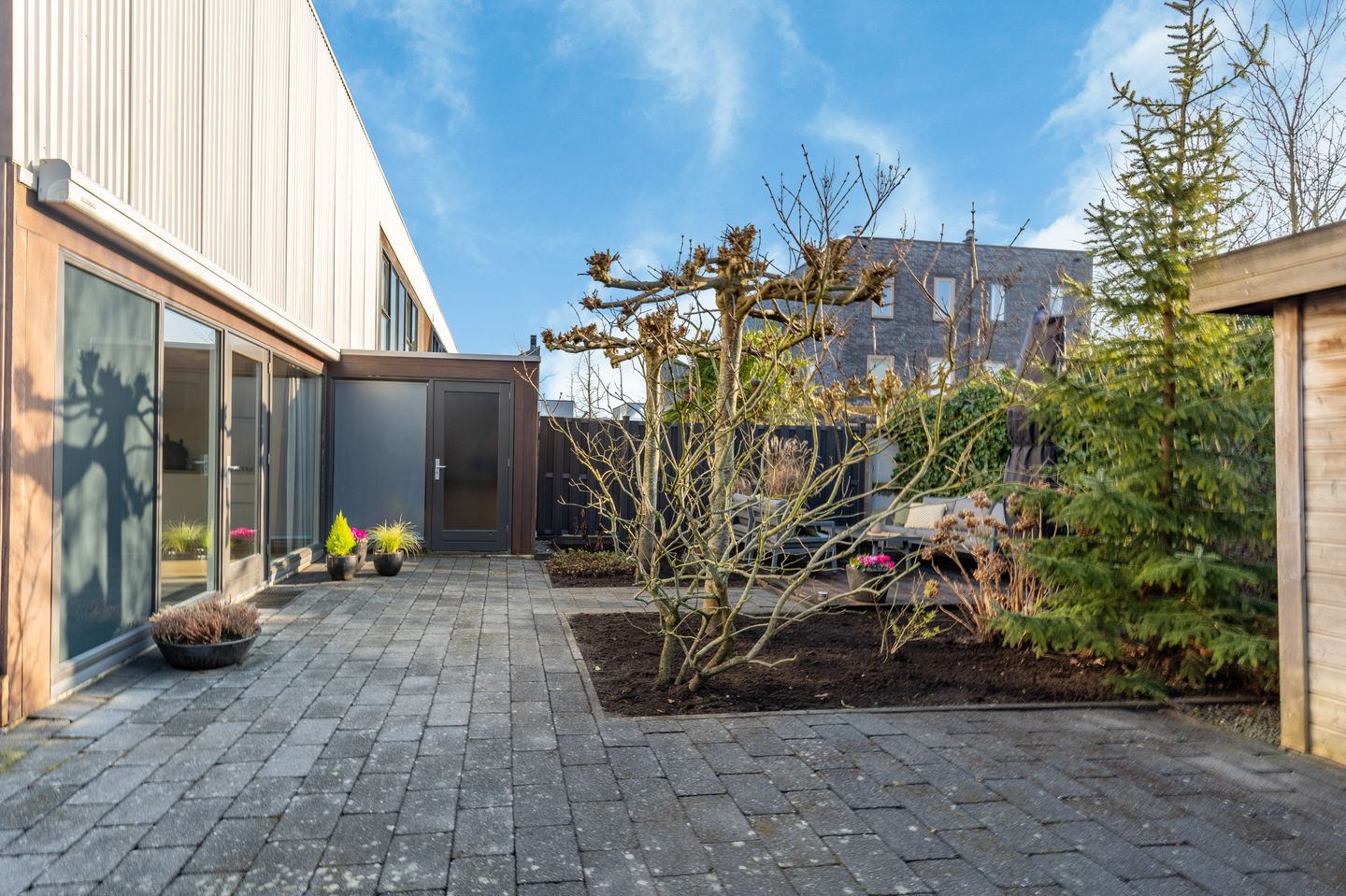 Photo 20 of Poterne 8