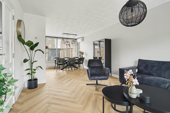 Foto 3 van Pastoor van de Boschstraat 21