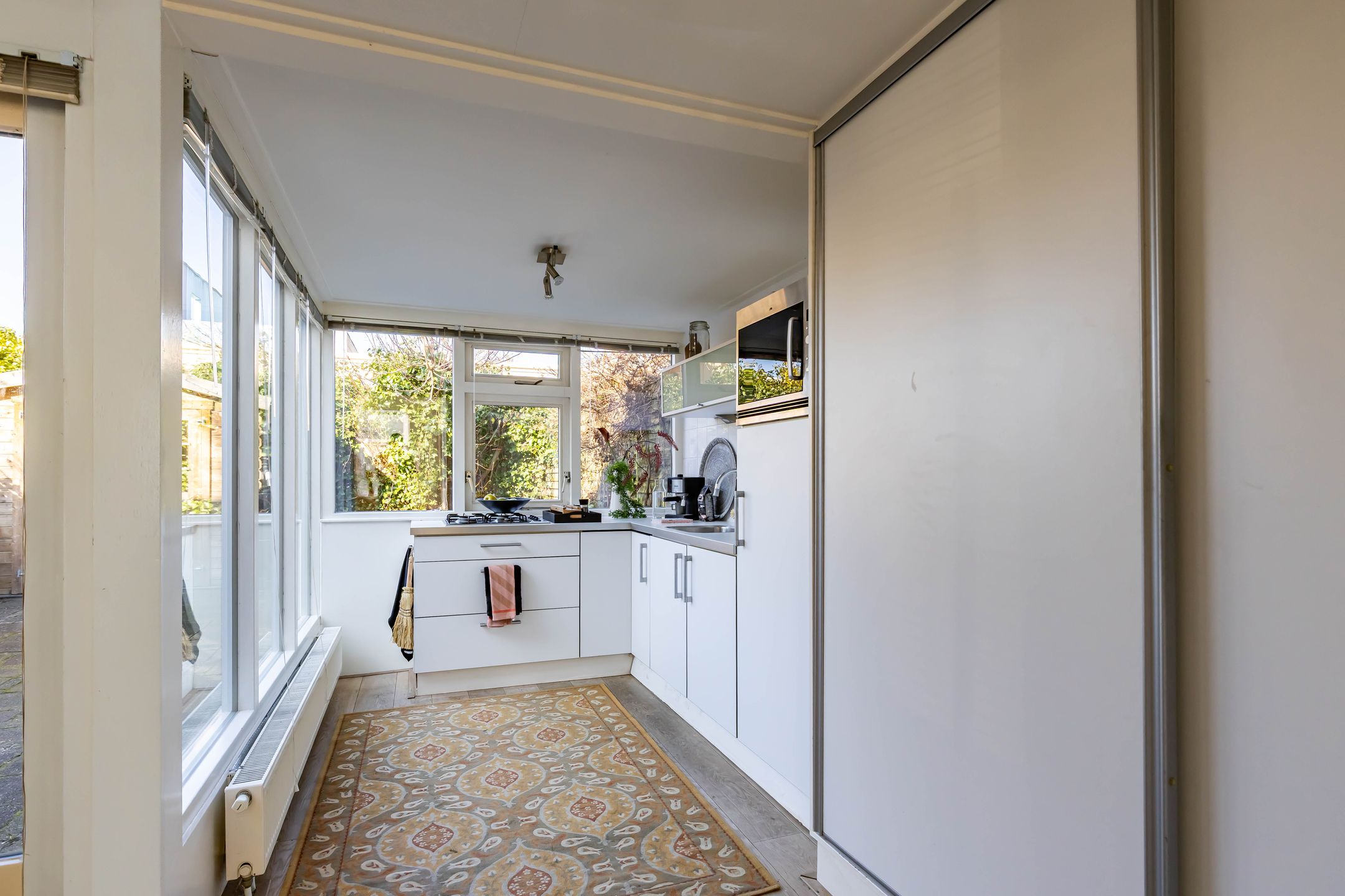 Photo 12 of Willemstraat 46