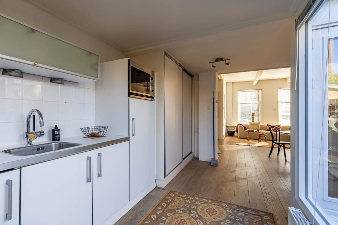 Photo 13 of Willemstraat 46