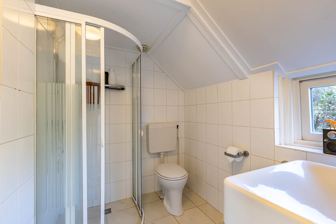 Photo 16 of Willemstraat 46