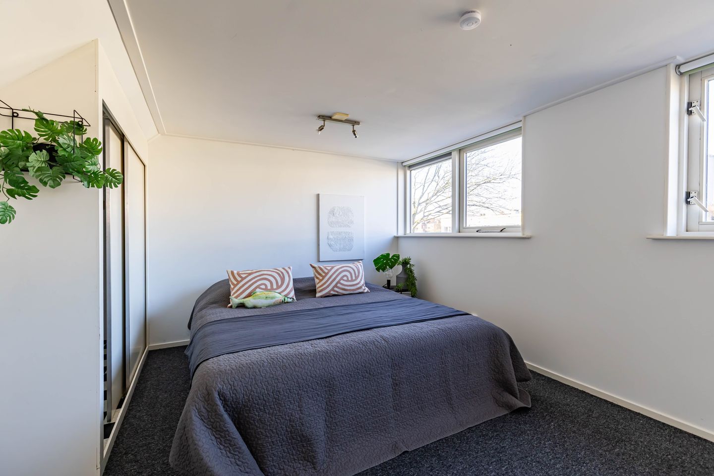 Photo 20 of Willemstraat 46