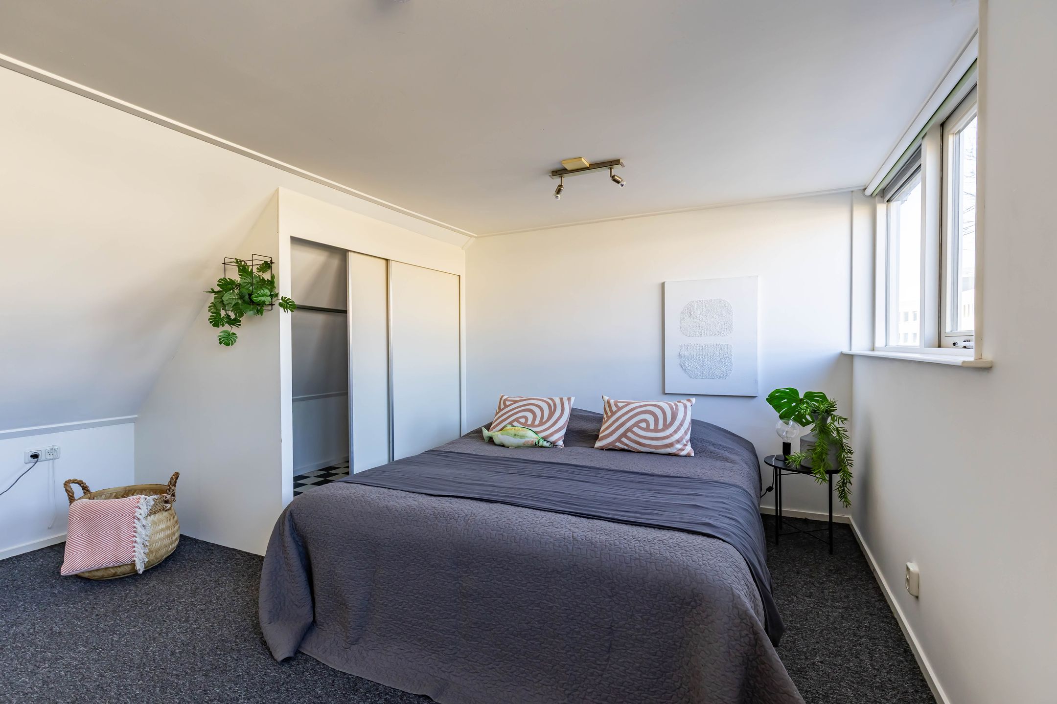 Photo 21 of Willemstraat 46