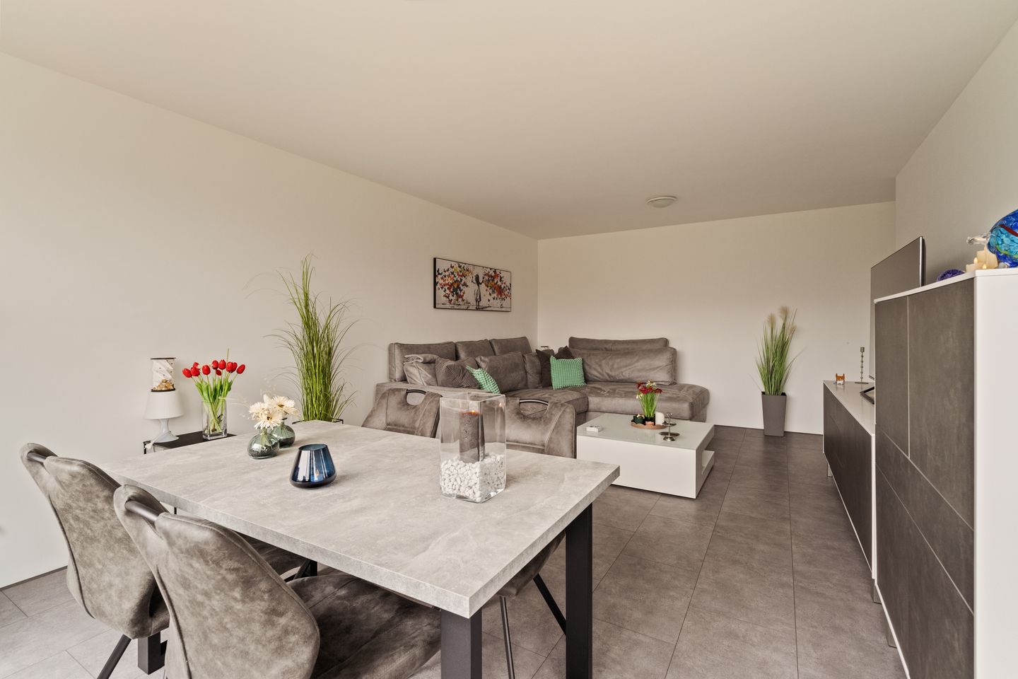 Foto 5 van Edmond Hellenraadstraat 120