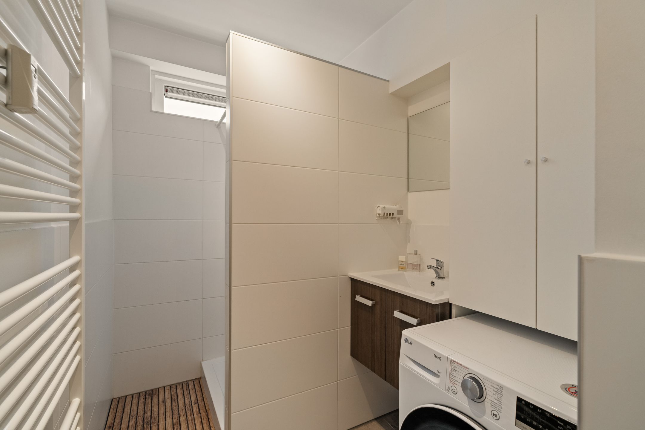 Foto 12 van Edmond Hellenraadstraat 120