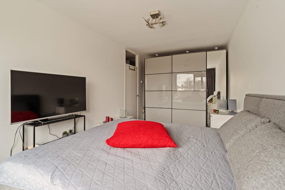 Foto 16 van Edmond Hellenraadstraat 120