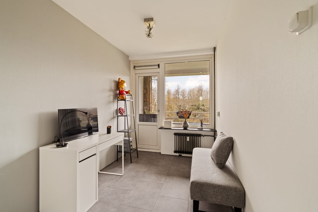 Foto 17 van Edmond Hellenraadstraat 120