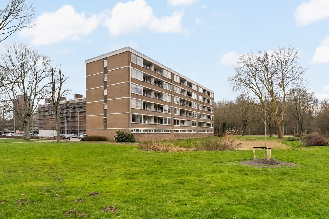 Foto 28 van Edmond Hellenraadstraat 120