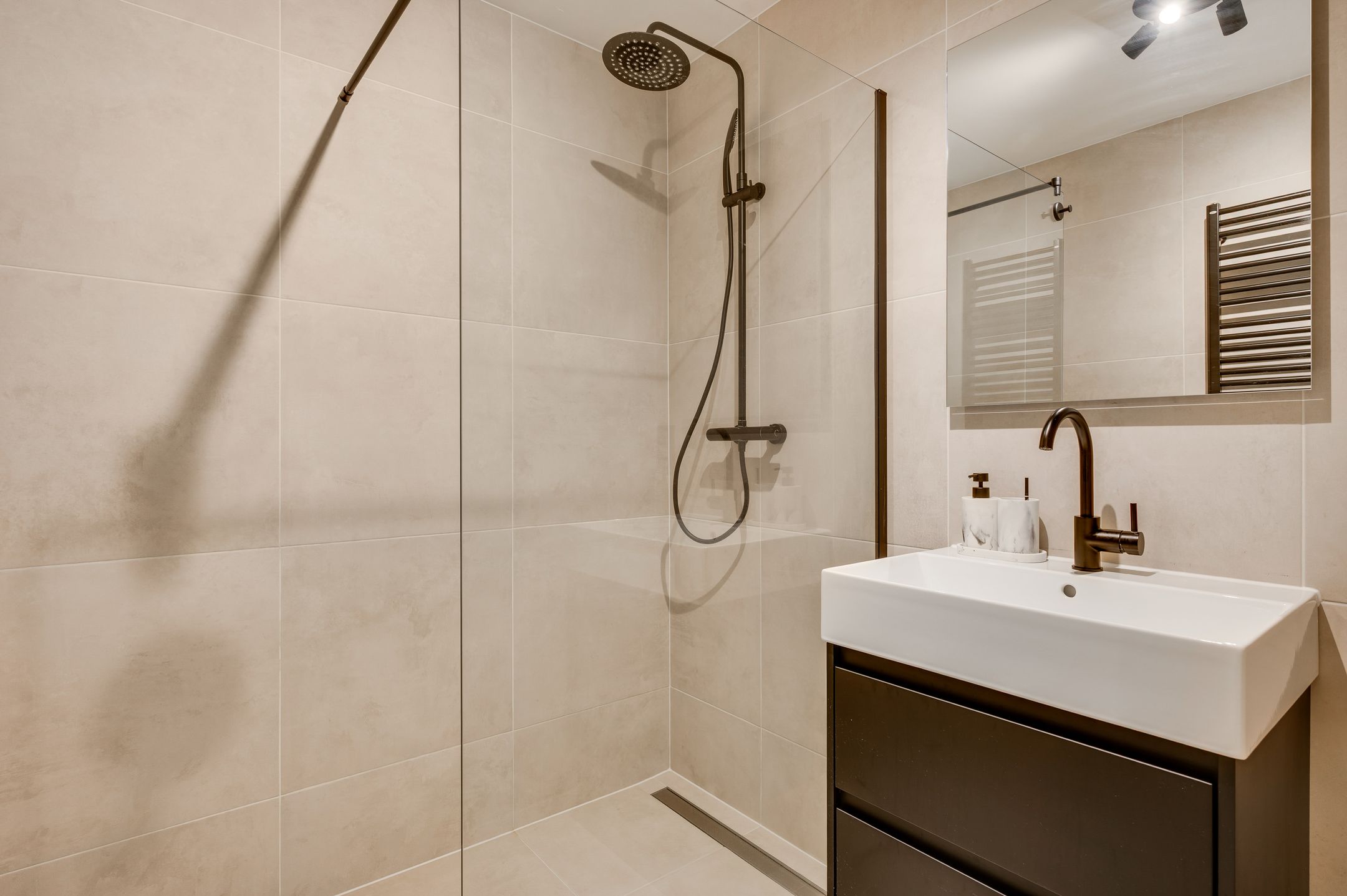 Foto 15 van Lage Barakken 2-F