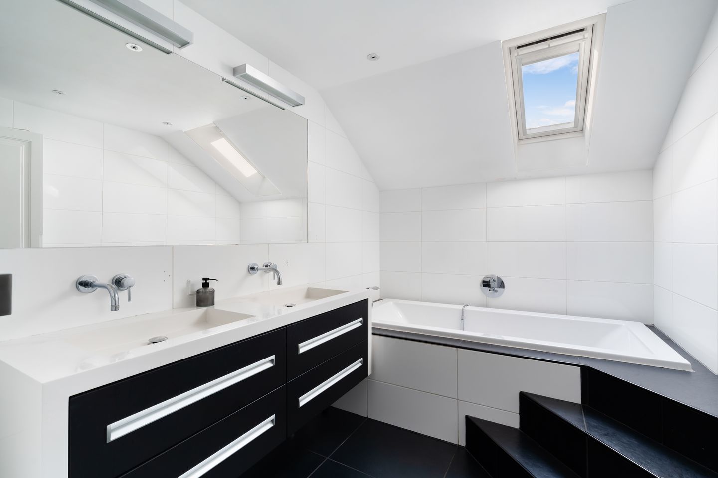 Foto 35 van Rodenrijseweg 56-D