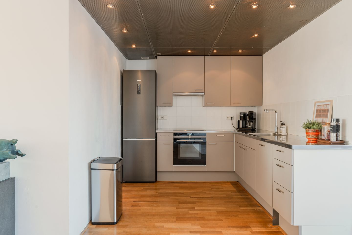 Photo 10 of Veemkade 1166