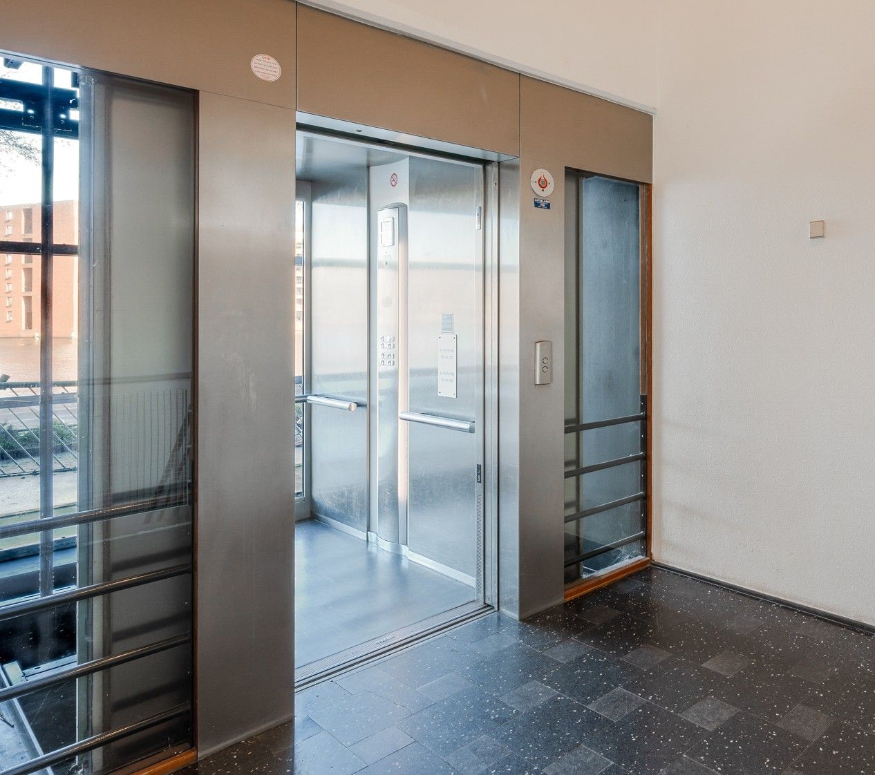 Photo 34 of Veemkade 1166