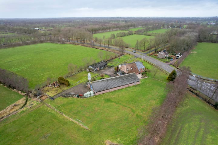 Foto 4 van W H van Heemstraweg 10