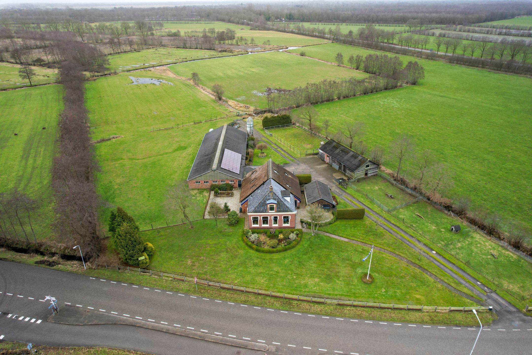 Foto 6 van W H van Heemstraweg 10