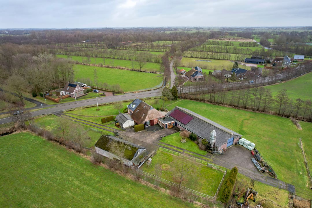 Foto 8 van W H van Heemstraweg 10