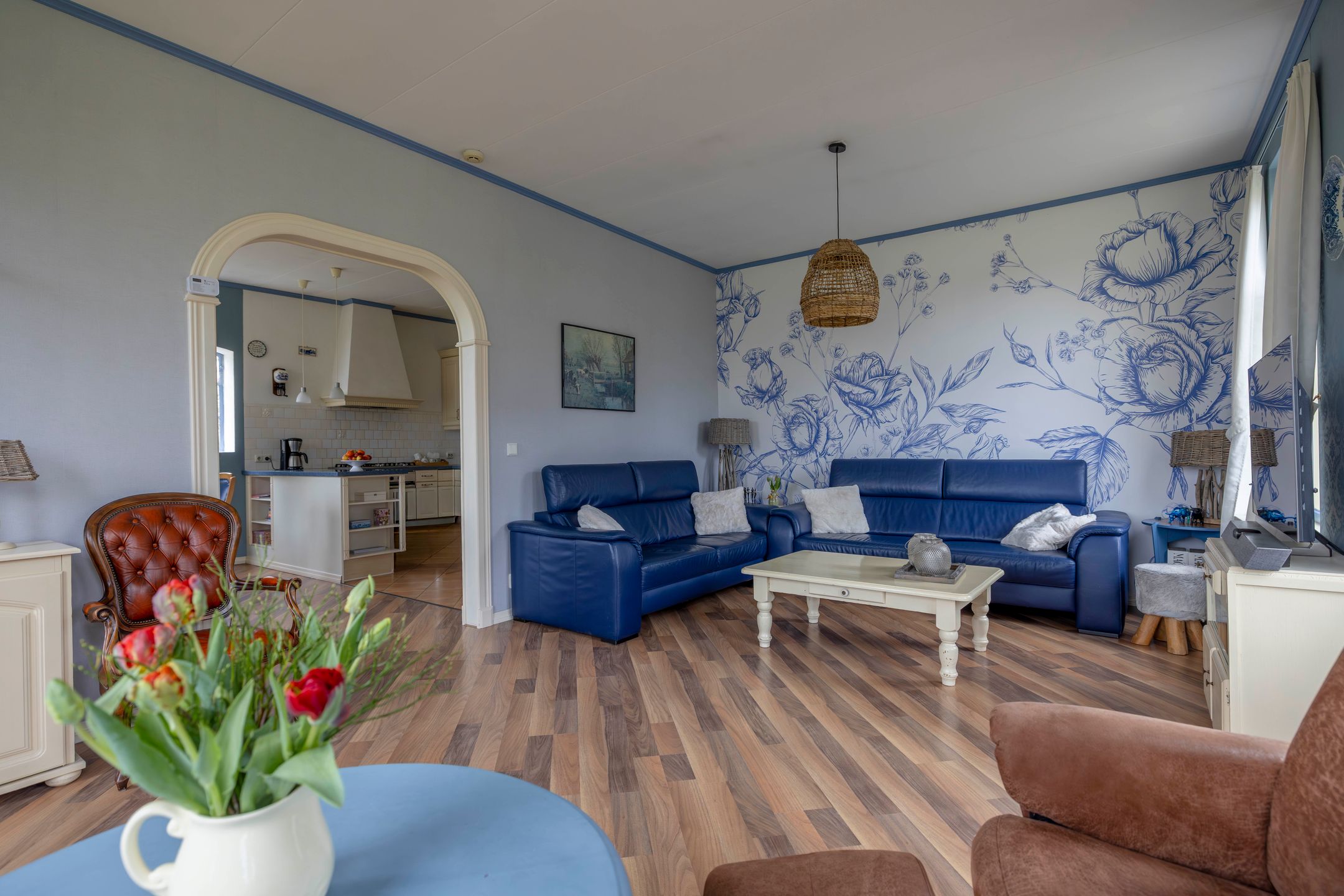 Foto 21 van W H van Heemstraweg 10