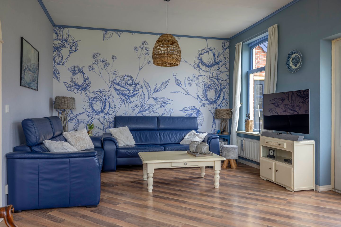 Foto 25 van W H van Heemstraweg 10