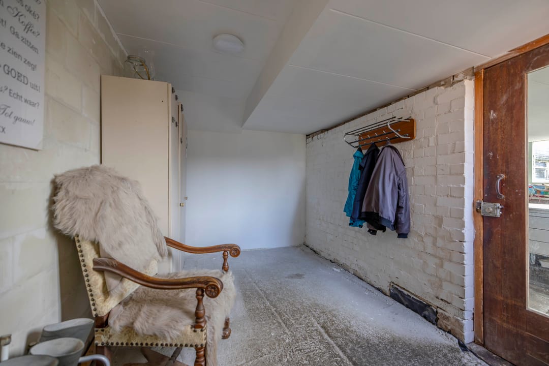 Foto 56 van W H van Heemstraweg 10