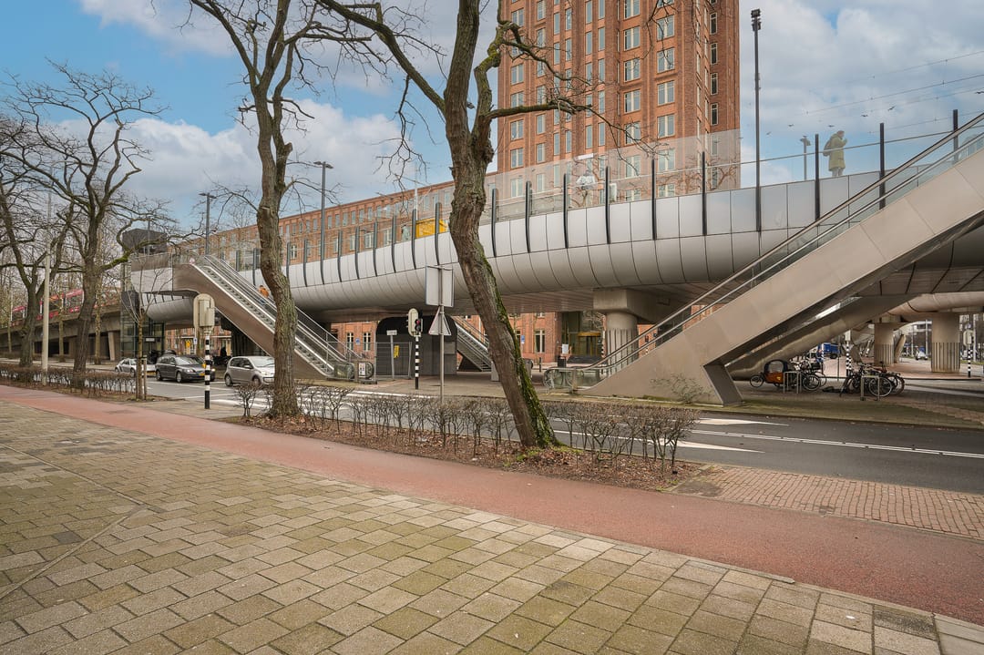 Photo 31 of Adelheidstraat 151