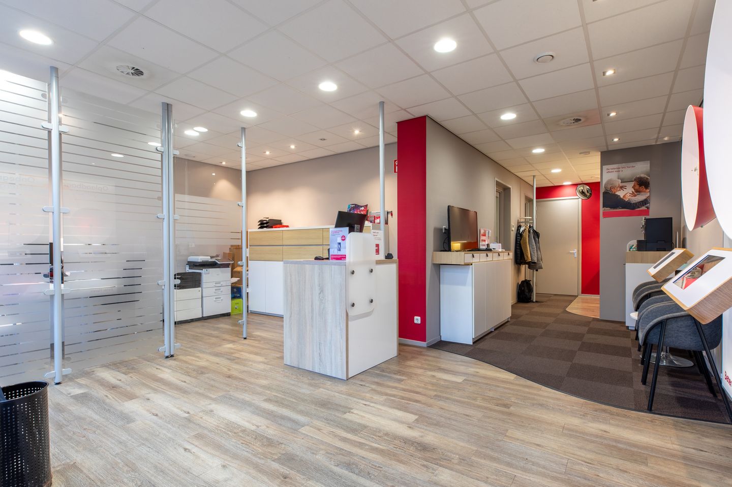 View photo 3 of Akerstraat 21